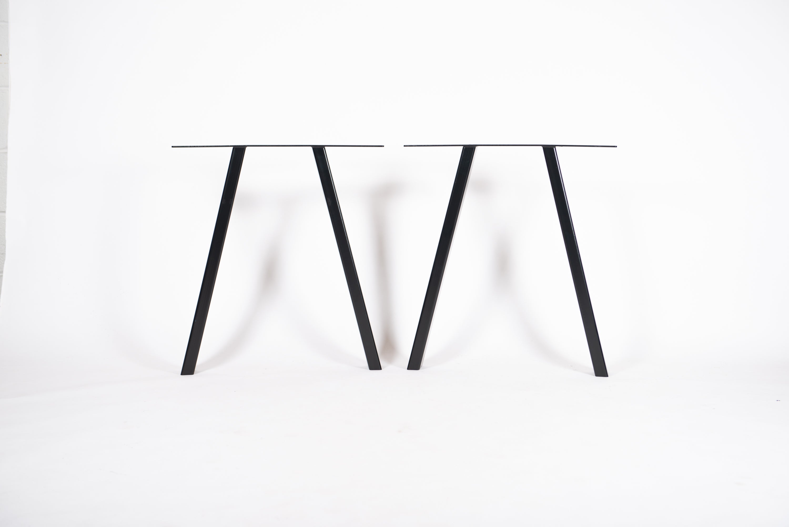 Vara Table legs (Pair)