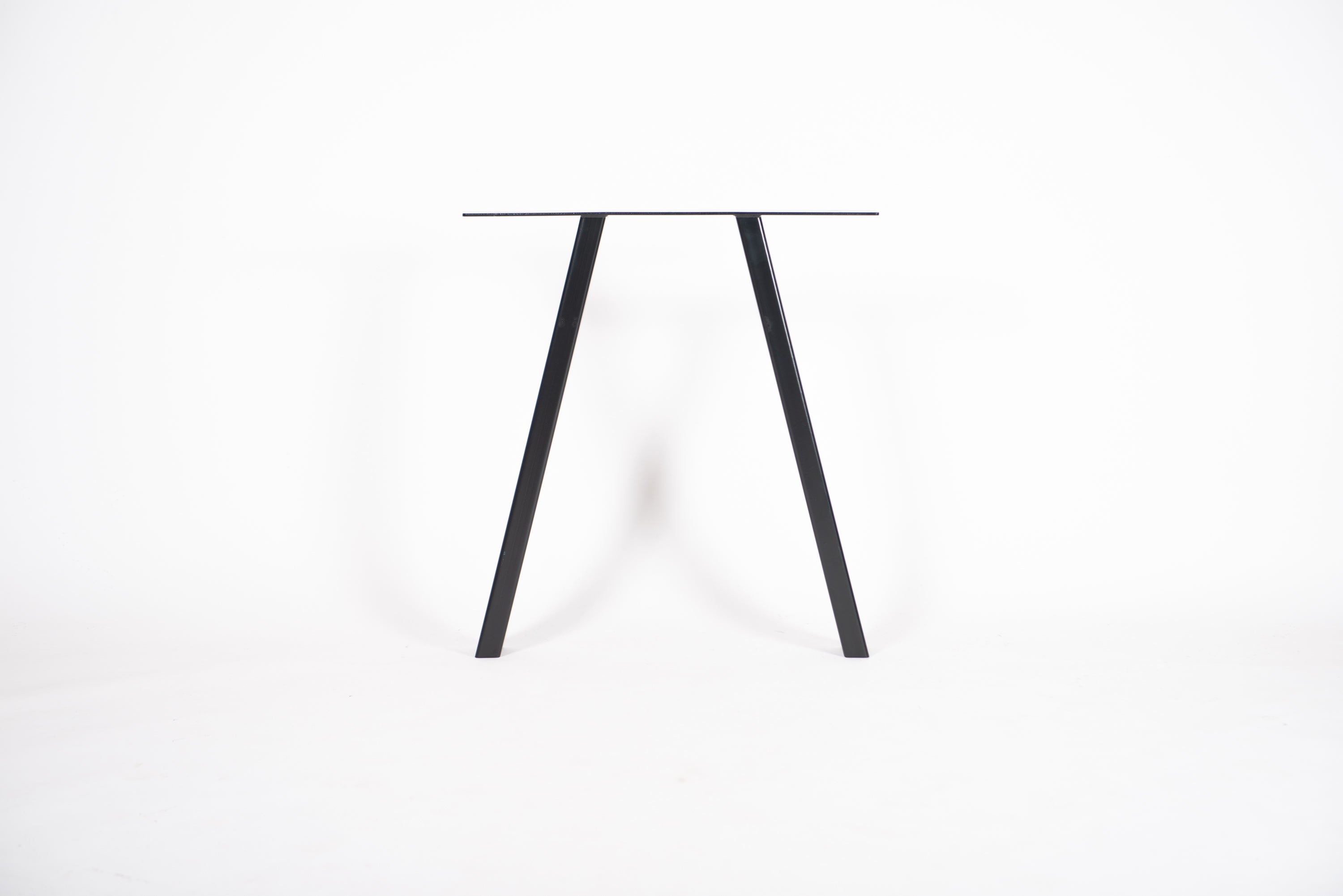 Vara Table legs (Pair)