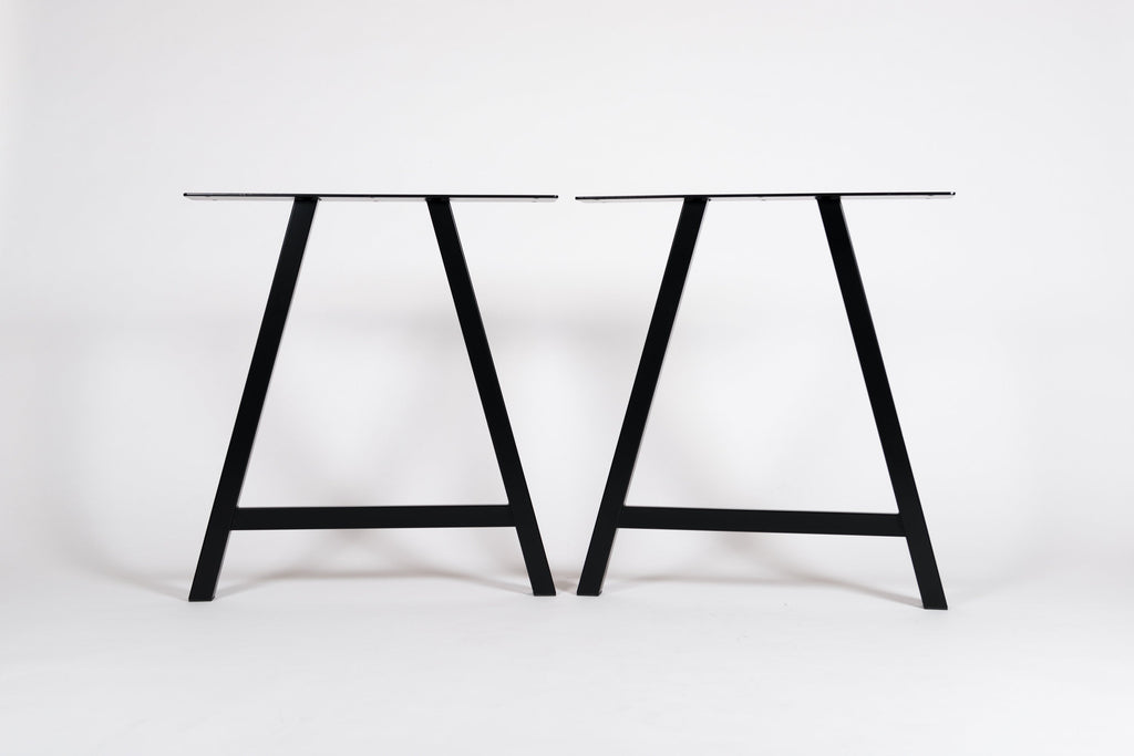 A shape metal table legs